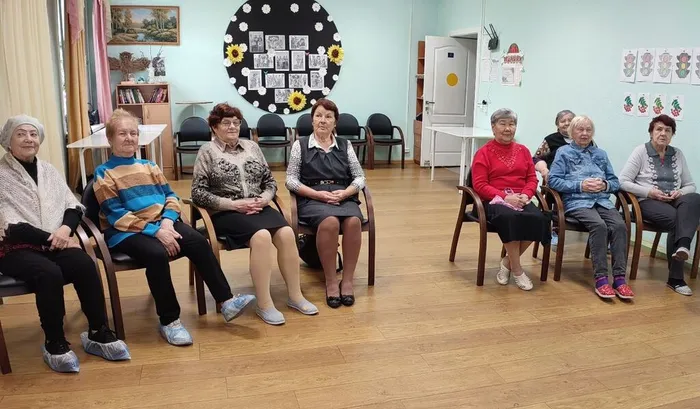 Посетители КЦСО знакомились с эпизодами из жизни Ф.Раневской